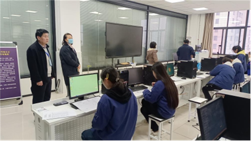 我院職業(yè)技能等級(jí)認(rèn)定站完成2022級(jí)畢業(yè)生職業(yè)技能等級(jí)認(rèn)�?74.png